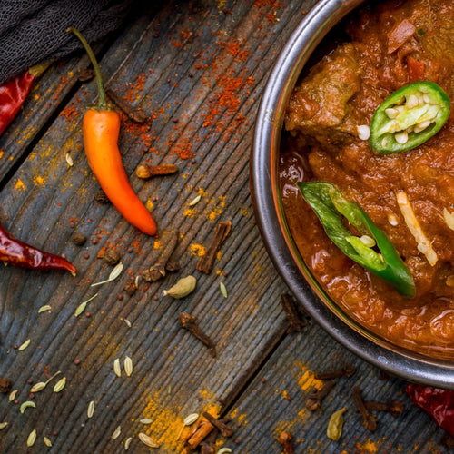 Rogan Josh lamscurry met groenten en basmatirijst